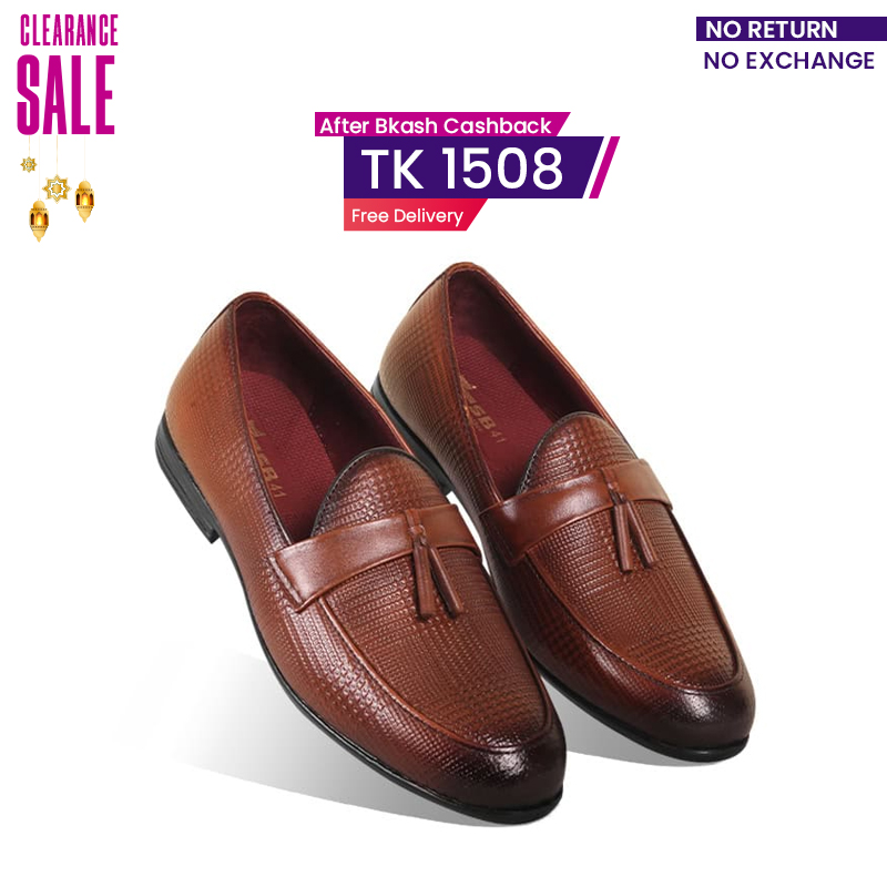 Brown Textured Leather Tassel For Men SB-S787