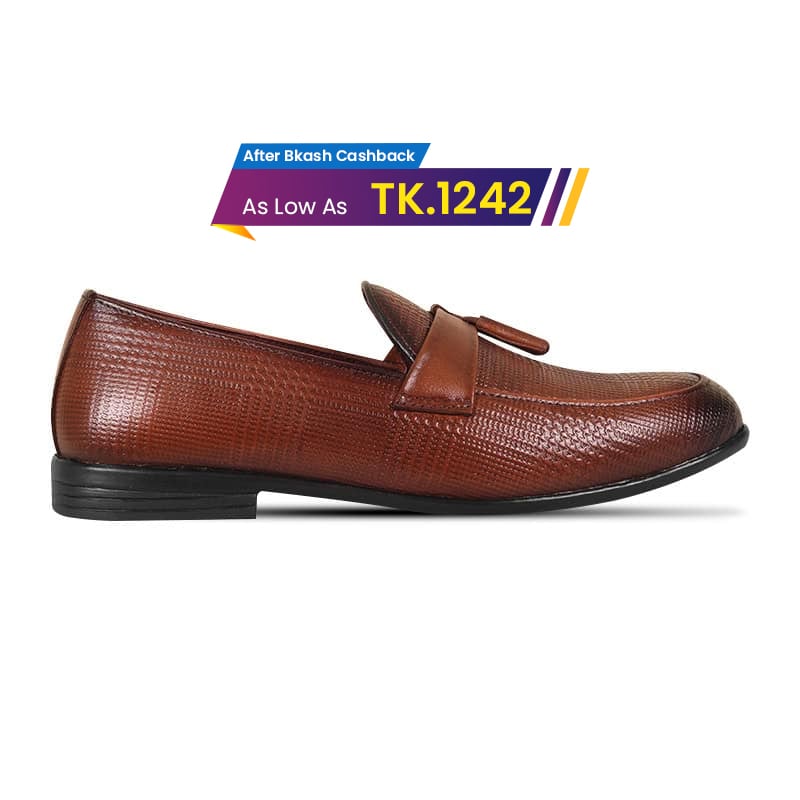 Brown Textured Leather Tassel For Men SB-S787