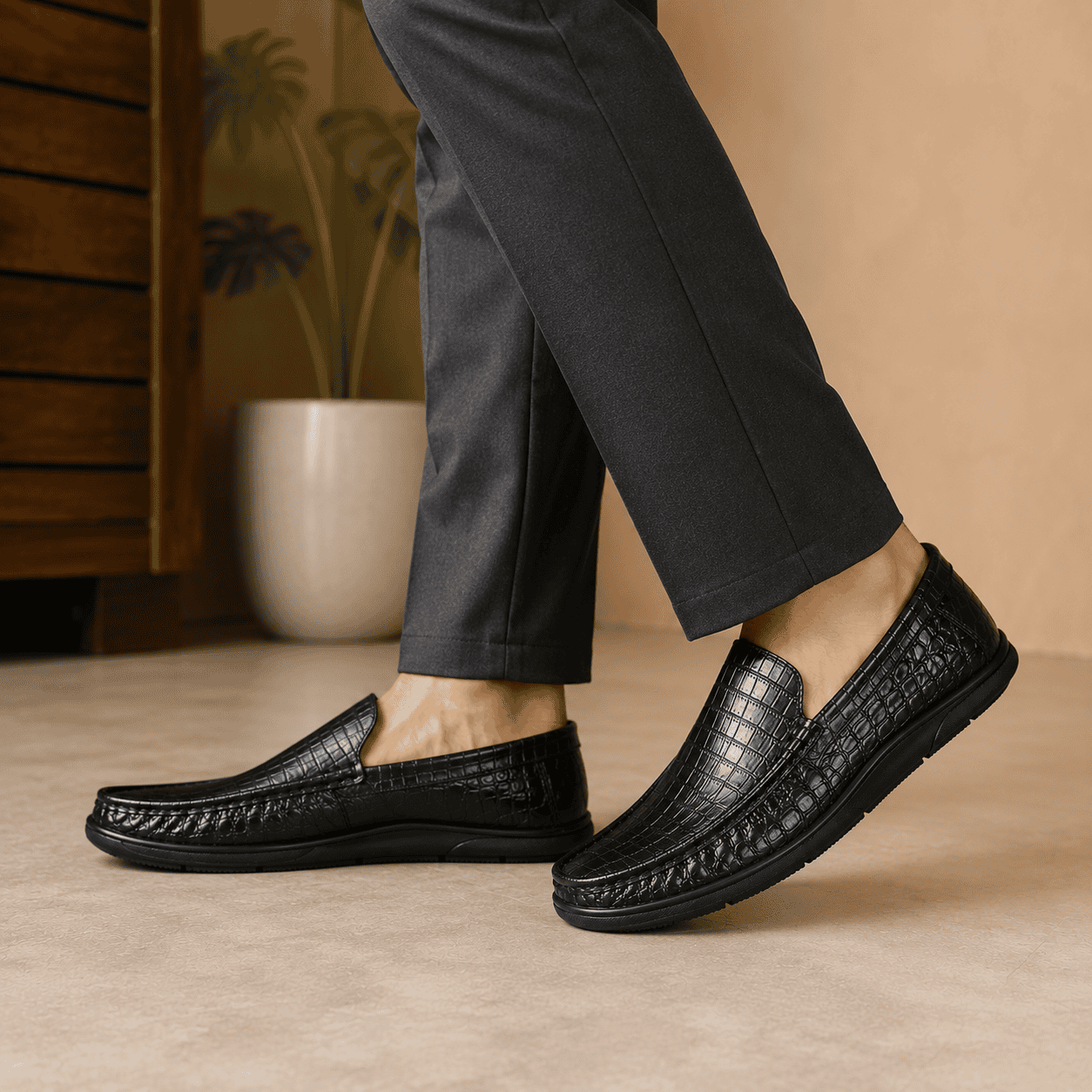 Crocodile Pattern Leather Casual Loafer Shoes SB-S1148