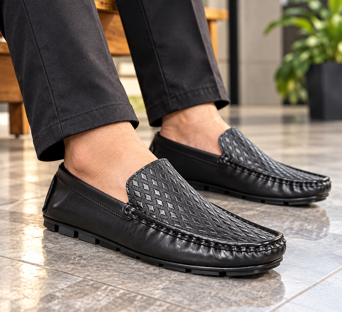 Diamond Pattern Leather Loafer SB-S1177